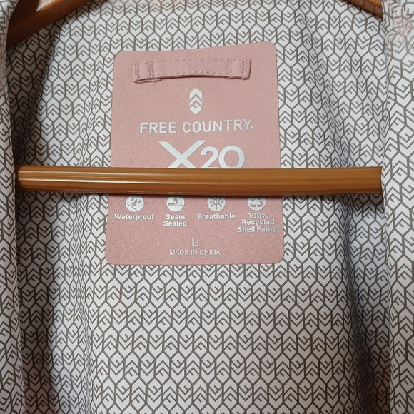 Free Country Pink Rain Jacket W/ Hood, Size XL,  UPF50+, NWT - Picture 3 of 5